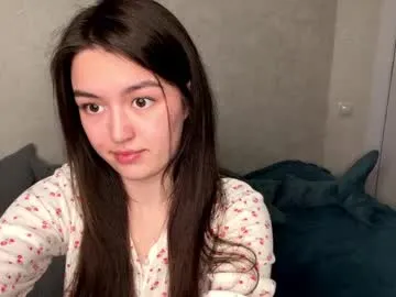 lilysollar on Chaturbate