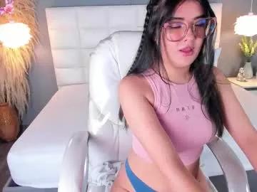 Freechat linnaevanson on Chaturbate