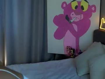 Freechat lipswithsmileonthem on Chaturbate