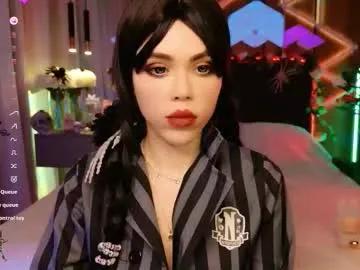 Freechat lucifiella on Chaturbate