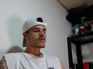 Freechat luis_as on Chaturbate