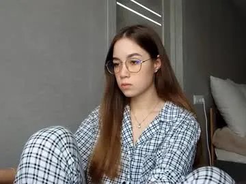 lydabitting on Chaturbate