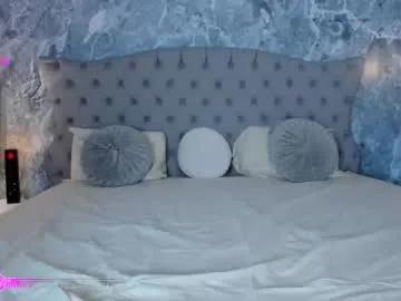 Freechat maiia_cute on Chaturbate