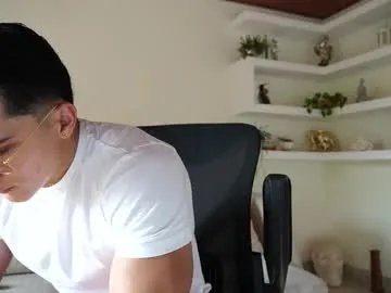 Freechat maximohoot on Chaturbate