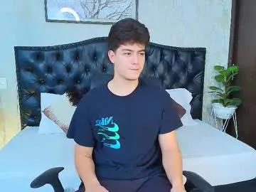 Freechat maxxicruz on Chaturbate