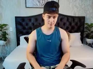 Freechat maxxicruz on Chaturbate