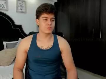 Freechat maxxicruz on Chaturbate