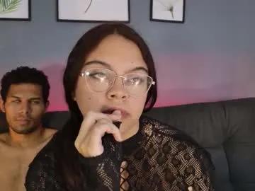 Freechat mialuxx on Chaturbate