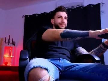 Freechat mightyaaron on Chaturbate