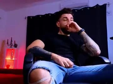 Freechat mightyaaron on Chaturbate