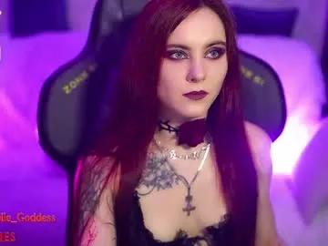 Group nelle_ on Chaturbate
