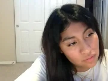 Freechat pretty_girl828687 on Chaturbate