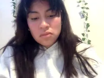 Freechat pretty_girl828687 on Chaturbate