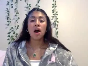 Freechat pretty_girl828687 on Chaturbate