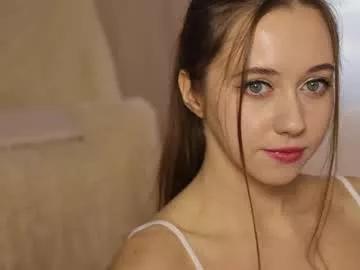 Freechat pretty_princess_elina on Chaturbate