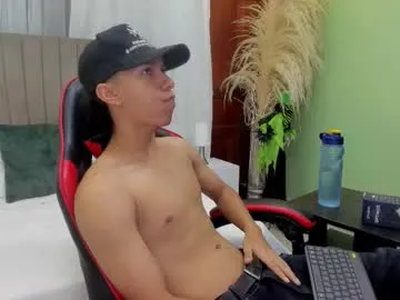 Freechat ricky_backus on Chaturbate