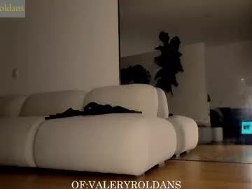 Freechat roldansvalery on Chaturbate