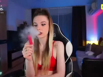 Freechat rosesarered97 on Chaturbate