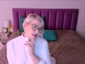 Freechat sabrinamacmarren on Chaturbate