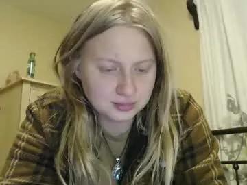 scartit — coat off #feet #blonde #bigboobs #girlnextdoor #nolush [11 tokens remaining]