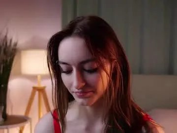 Freechat secrethustle on Chaturbate