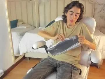 Freechat shantal_thompson21 on Chaturbate