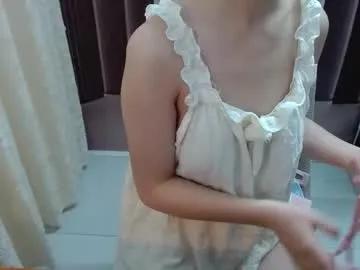 Freechat shellysan on Chaturbate