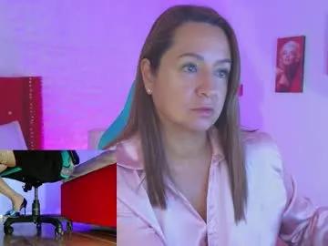 Freechat sweet_evans___ on Chaturbate