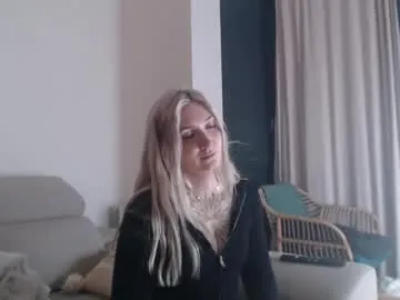 tattoobbgirl on Chaturbate