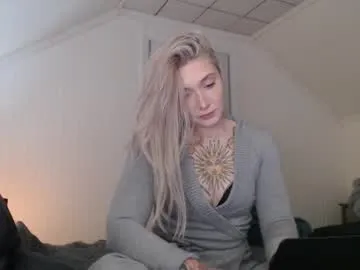 tattoobbgirl on Chaturbate