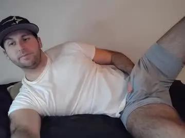 Freechat theetwohander on Chaturbate