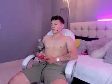 Freechat thomas_moon_ on Chaturbate
