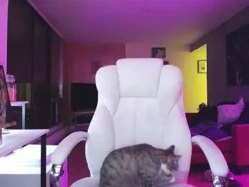 Freechat tinykylie on Chaturbate