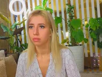 Freechat violetttttacb on Chaturbate