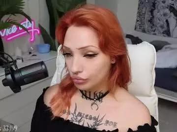 Freechat violetvio1ator on Chaturbate