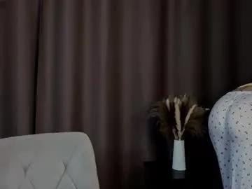 Freechat yangsperanza on Chaturbate