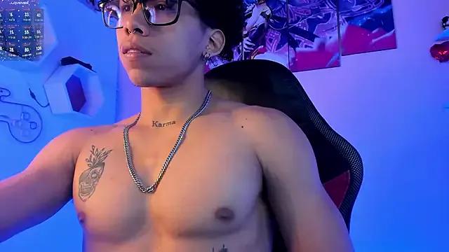 Freechat AkazaBoy_ on StripChat