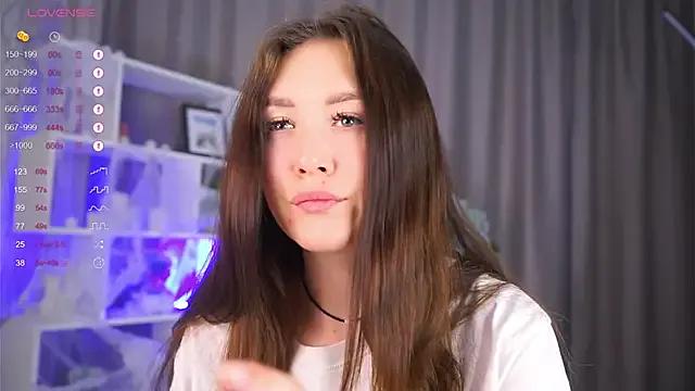 Freechat AlinaOrf on StripChat