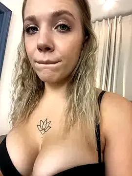 Freechat AlisaMyers on StripChat