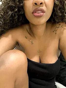 StripChat Angel_tammy is Freechat Angel_tammy — 2 minutos sem calcinha na varanda