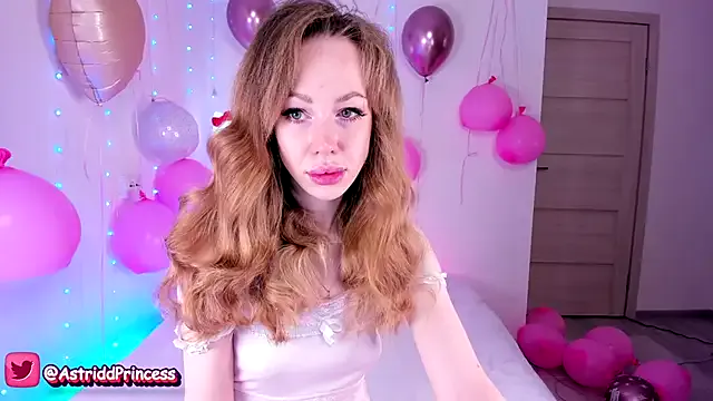 Freechat AstridHotty on StripChat