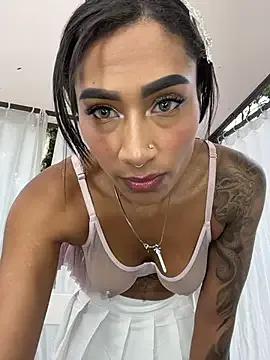 StripChat BornToSinXXX is Freechat BornToSinXXX — RIDING ON DILDO