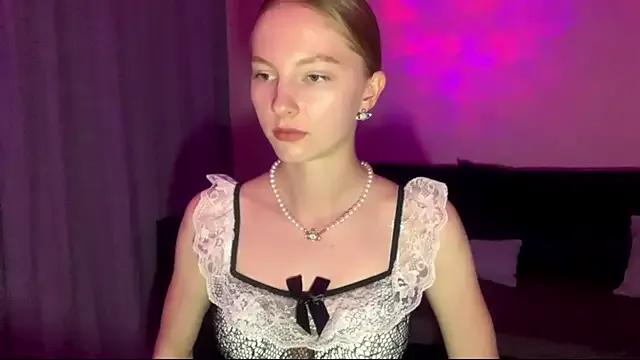 Freechat BrightAnnie on StripChat