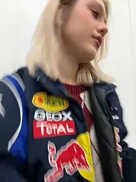 Freechat CaitlinSugar on StripChat