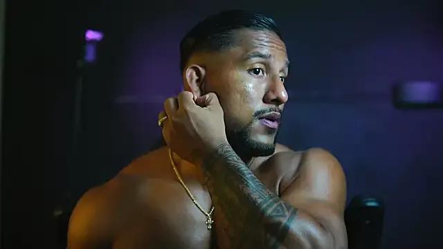 Freechat CallumMuscle on StripChat