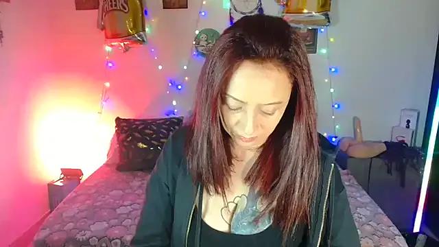 Freechat Catamilf77 on StripChat