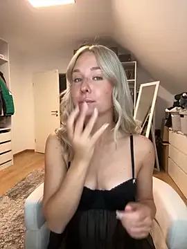 Private celis_secret on StripChat