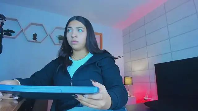 Freechat Christine_harper on StripChat