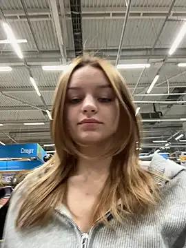 Group Cum_girlss on StripChat