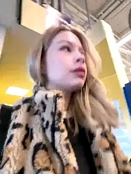 Group Cum_girlss on StripChat